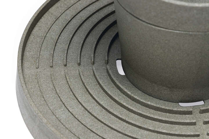 beeztees Hühner Spiel- und Snackturm